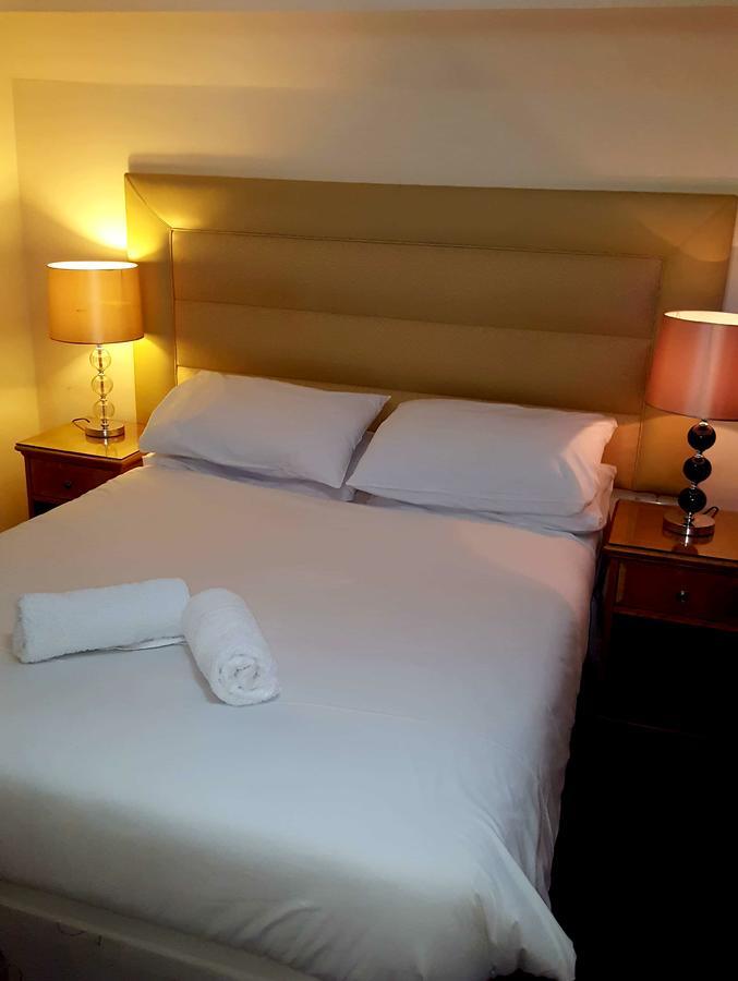 Double Room,645724632:JPEG