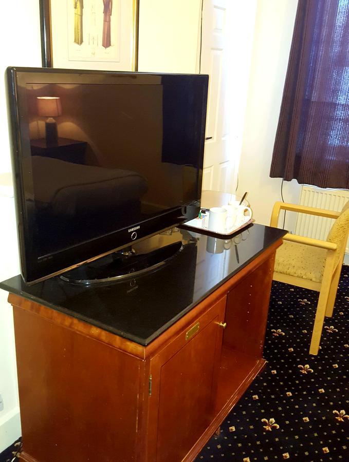 Basic Triple Room,645727467:JPEG