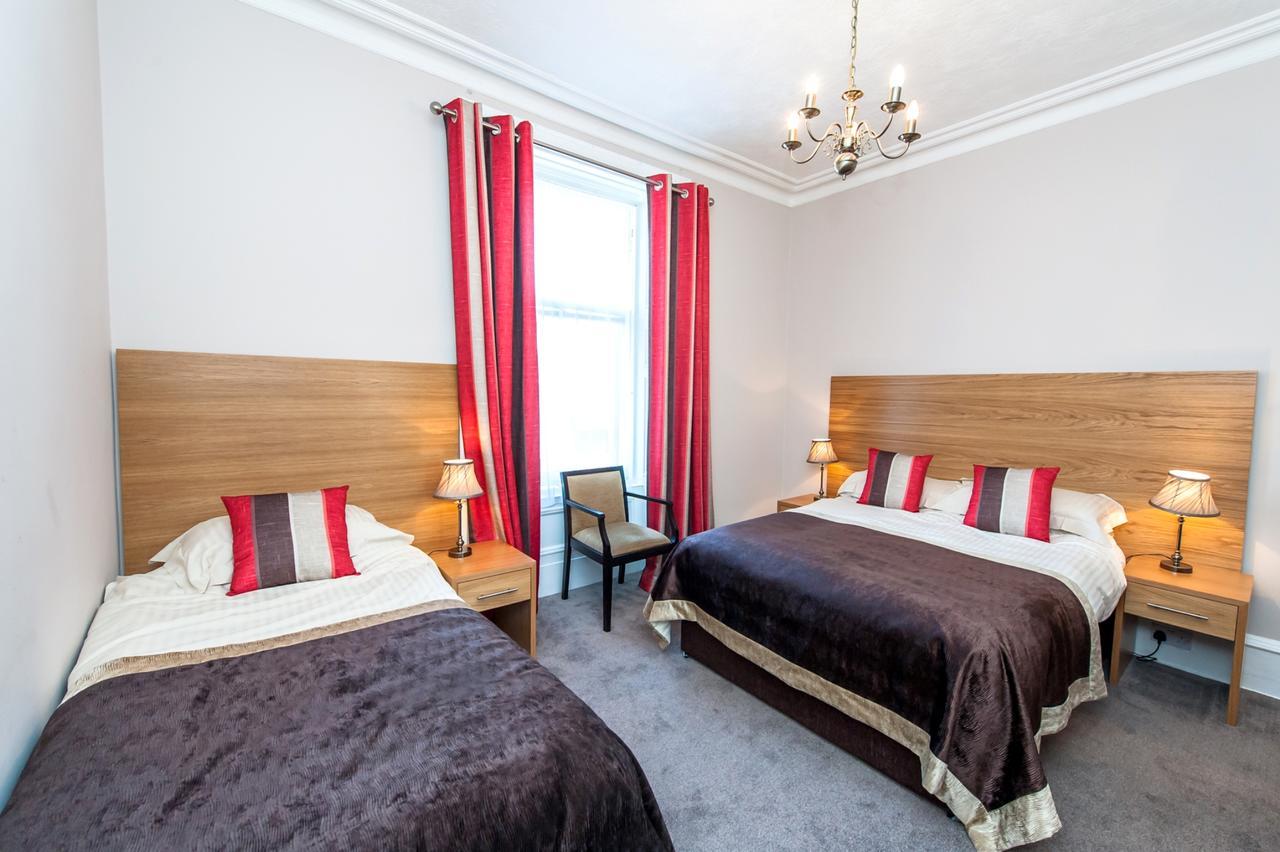 Family Room with Bathroom,647277009:JPEG