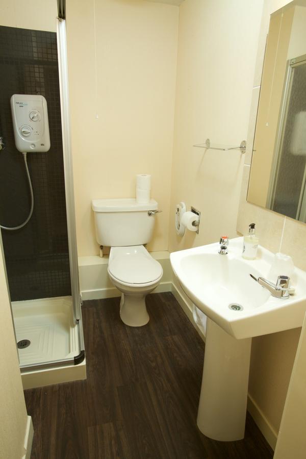 Budget Single Room,1596084407:JPEG