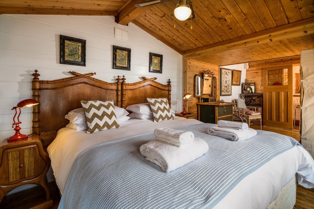 Chalet,663589464:JPEG