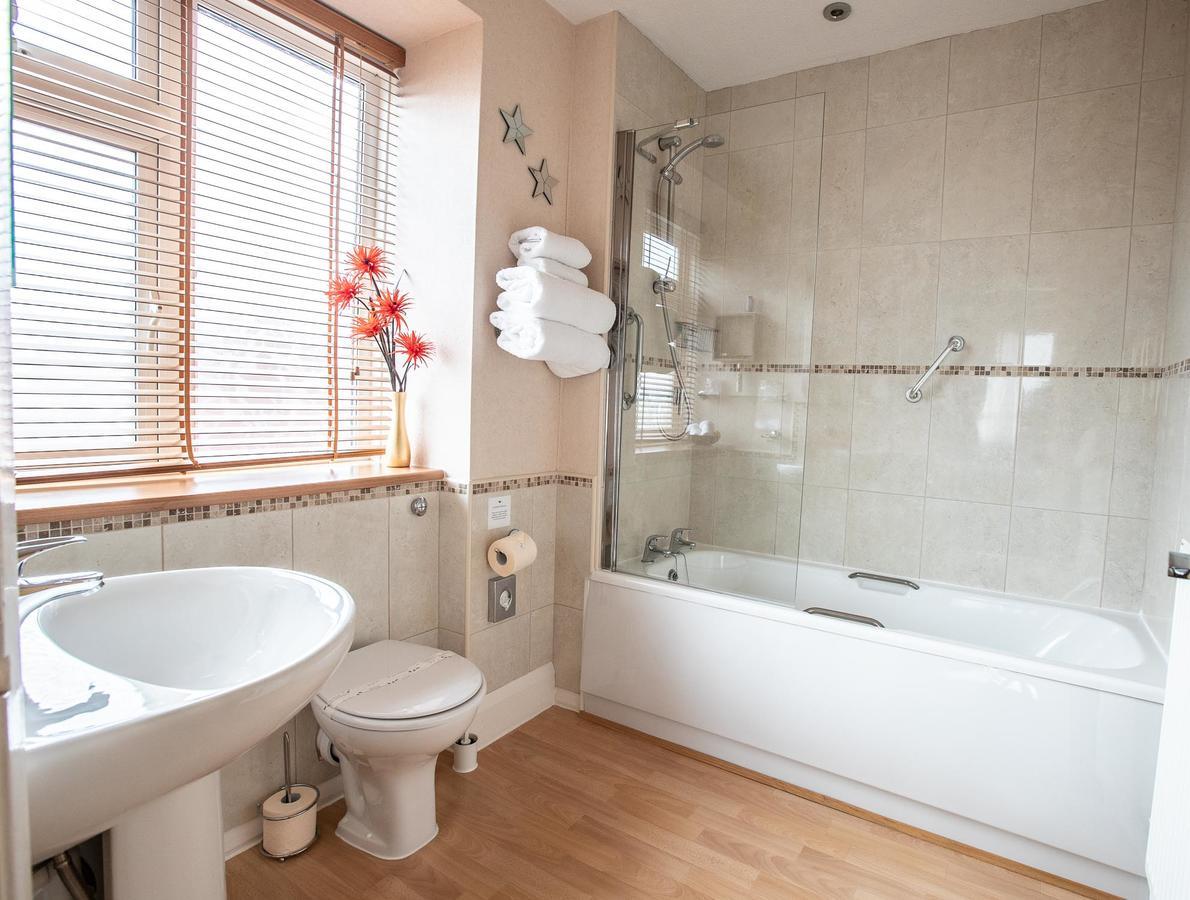 Standard Double Room,1001458440:JPEG