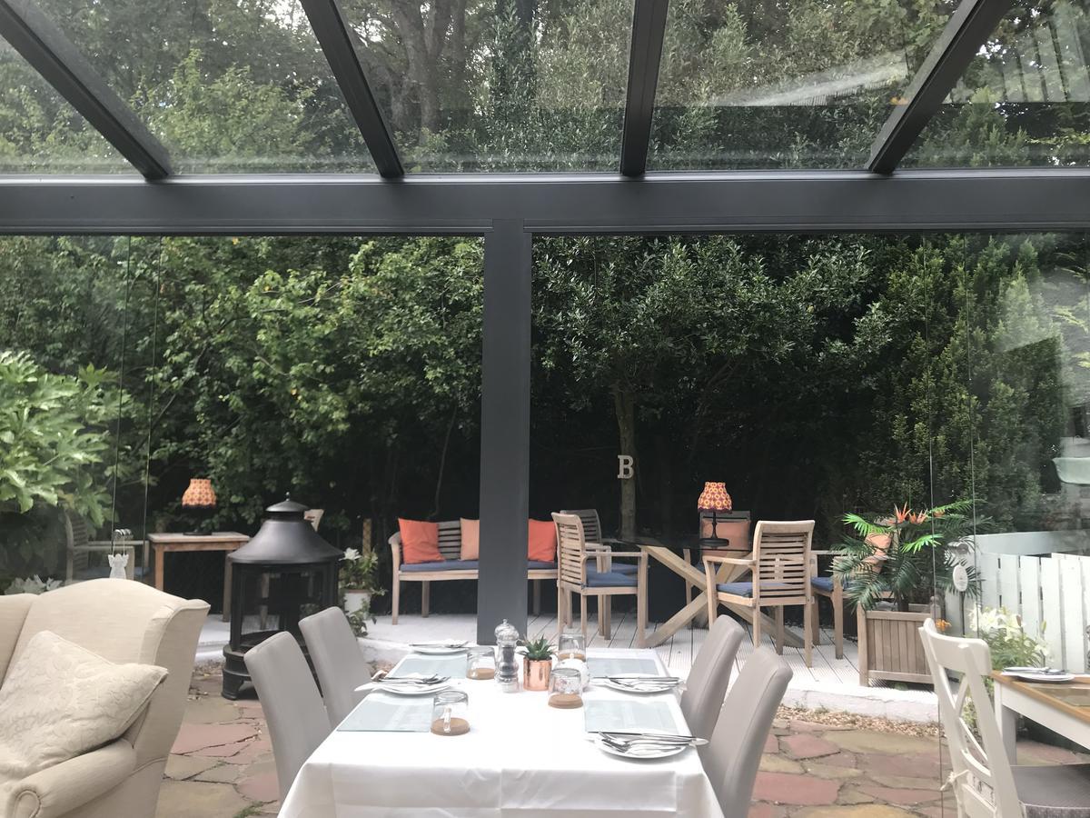 Studio,670320180:JPEG