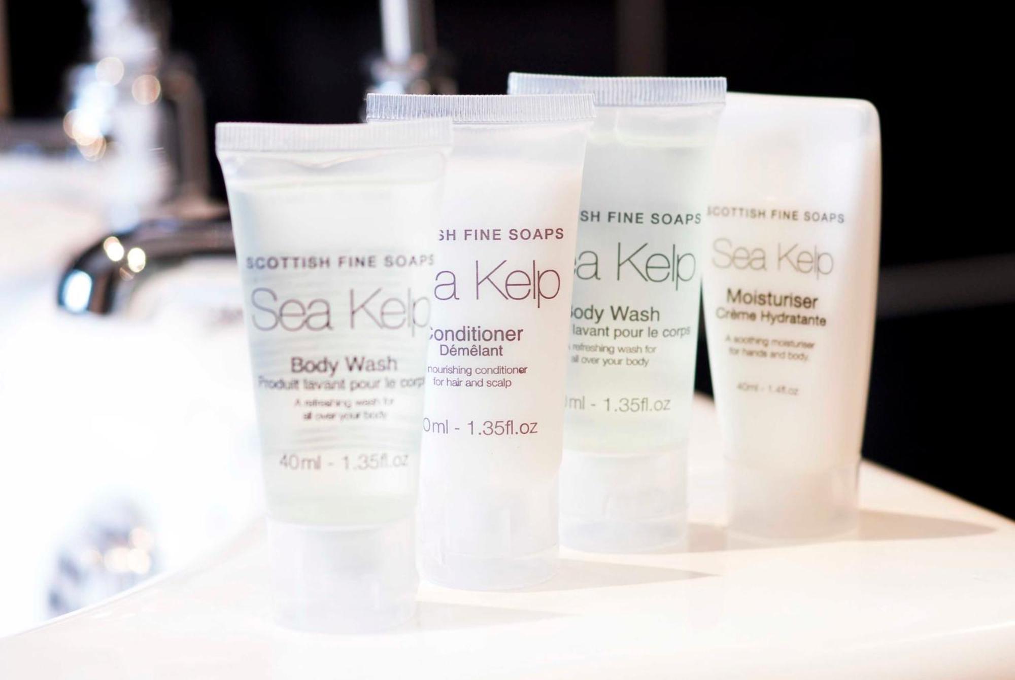 Family Room,1027876888:JPEG