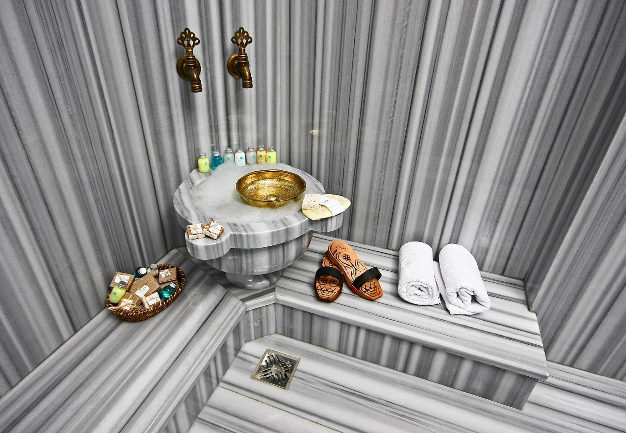 Twin Room with Shared Bathroom,1309473286:JPEG