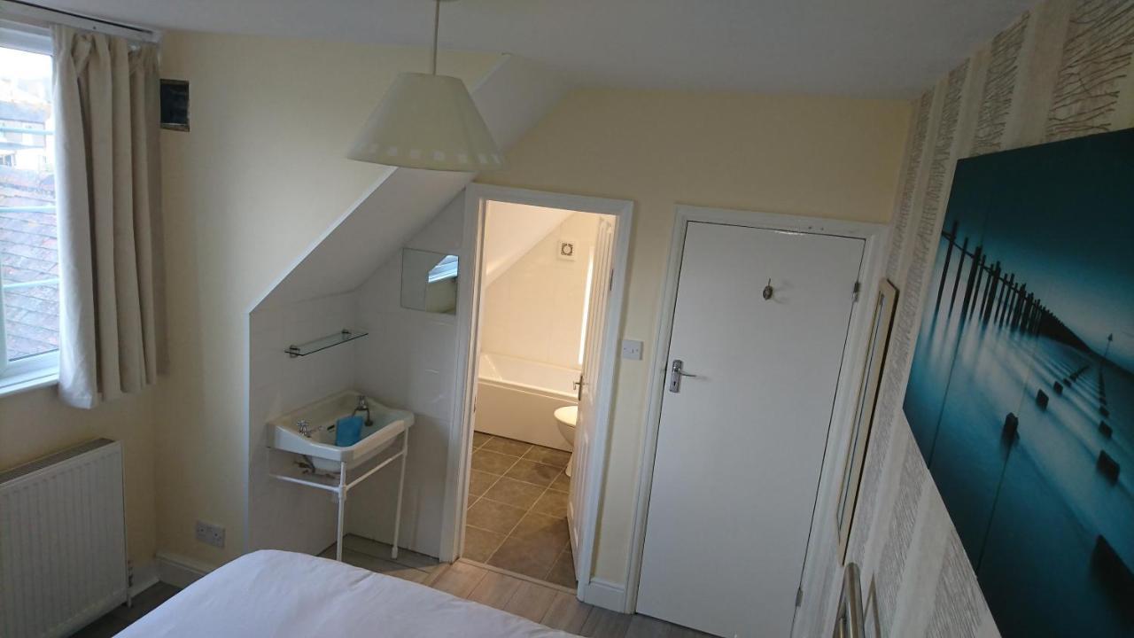 Double Room Private Bathroom,694415928:JPEG