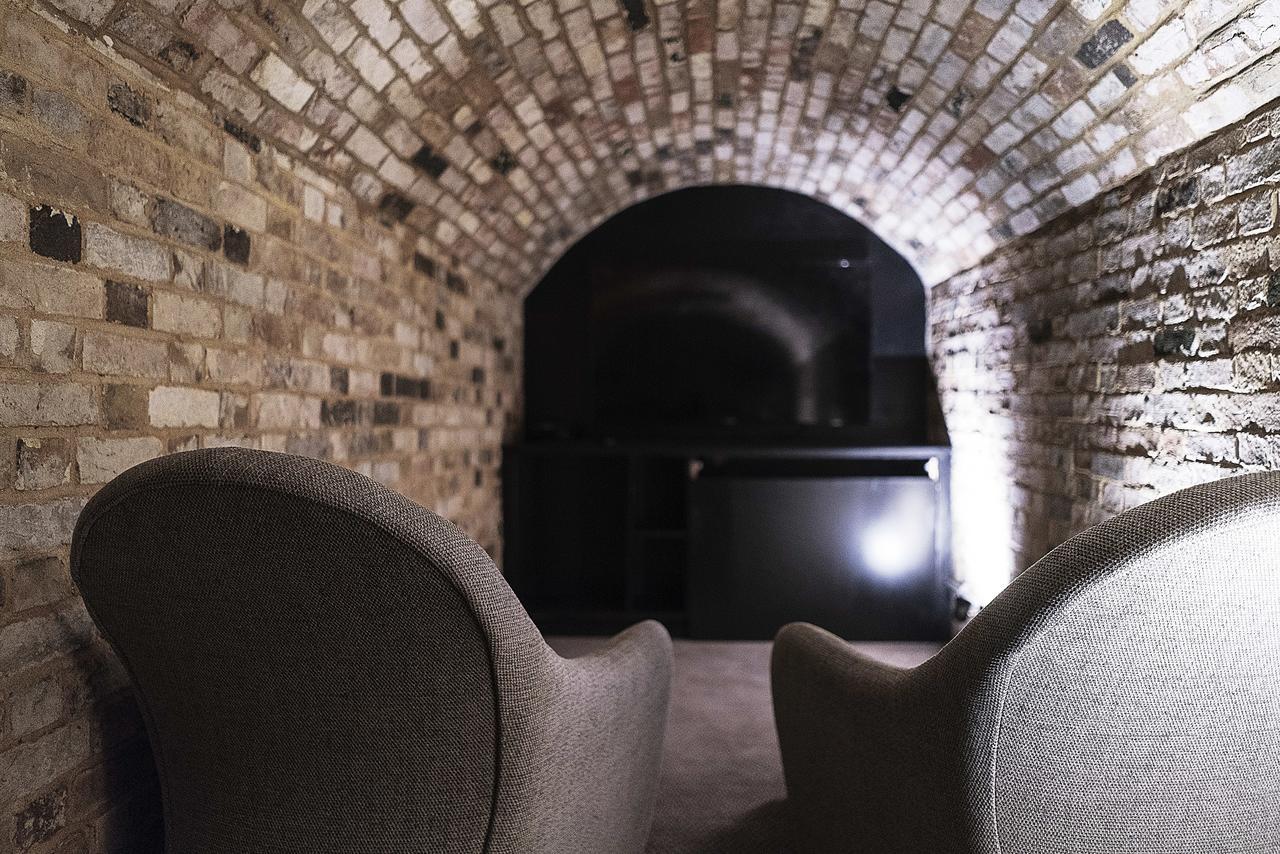 Cinema Signature Suite