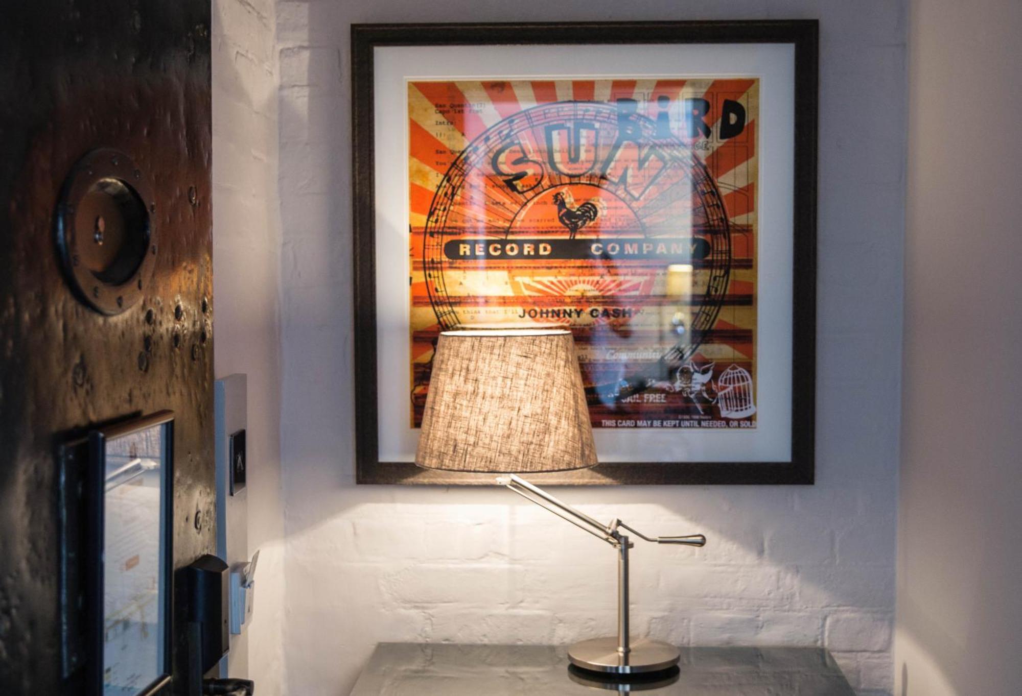 Club Double,1215358981:JPEG