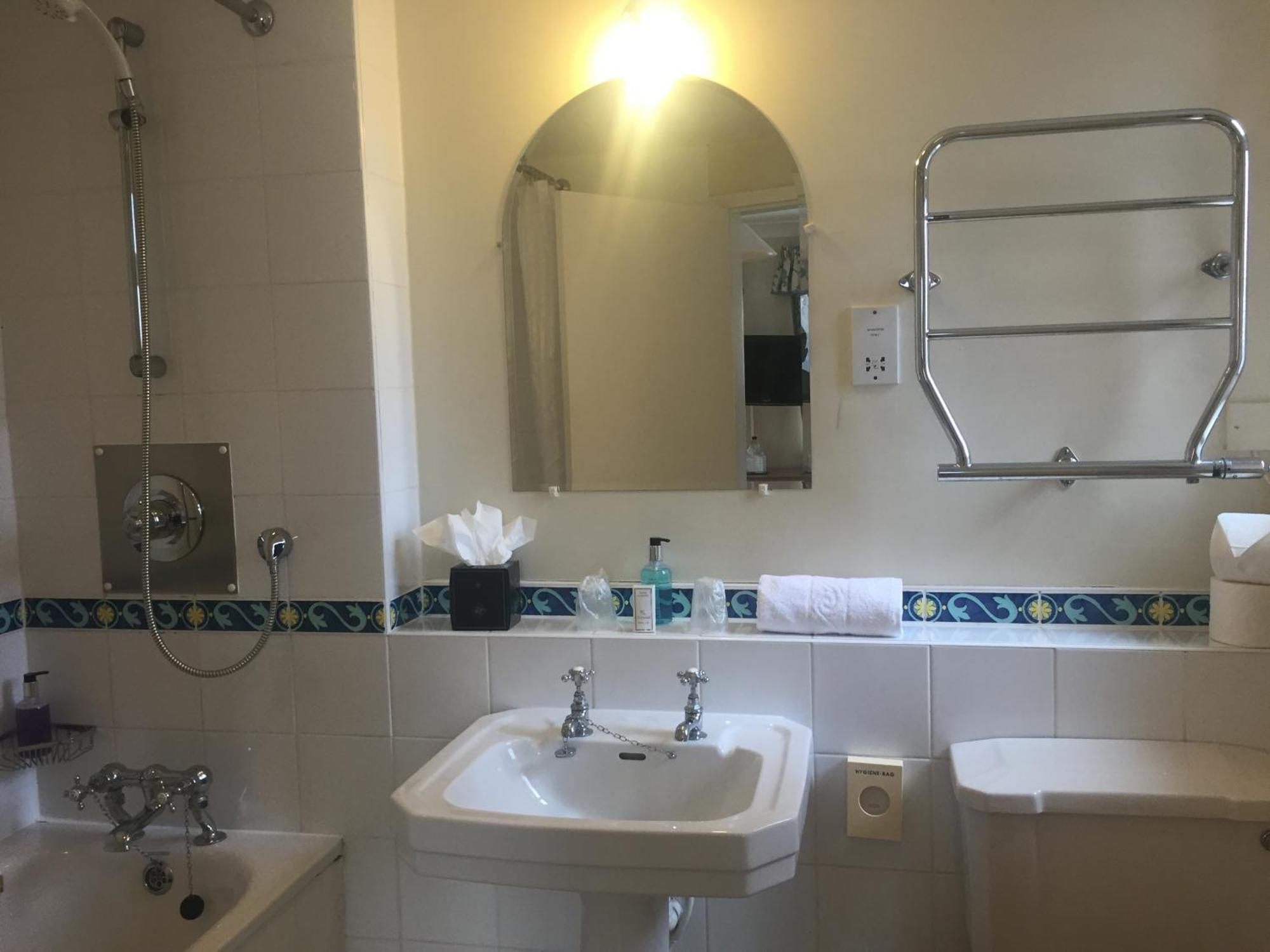 Standard Triple Room,762790846:JPEG