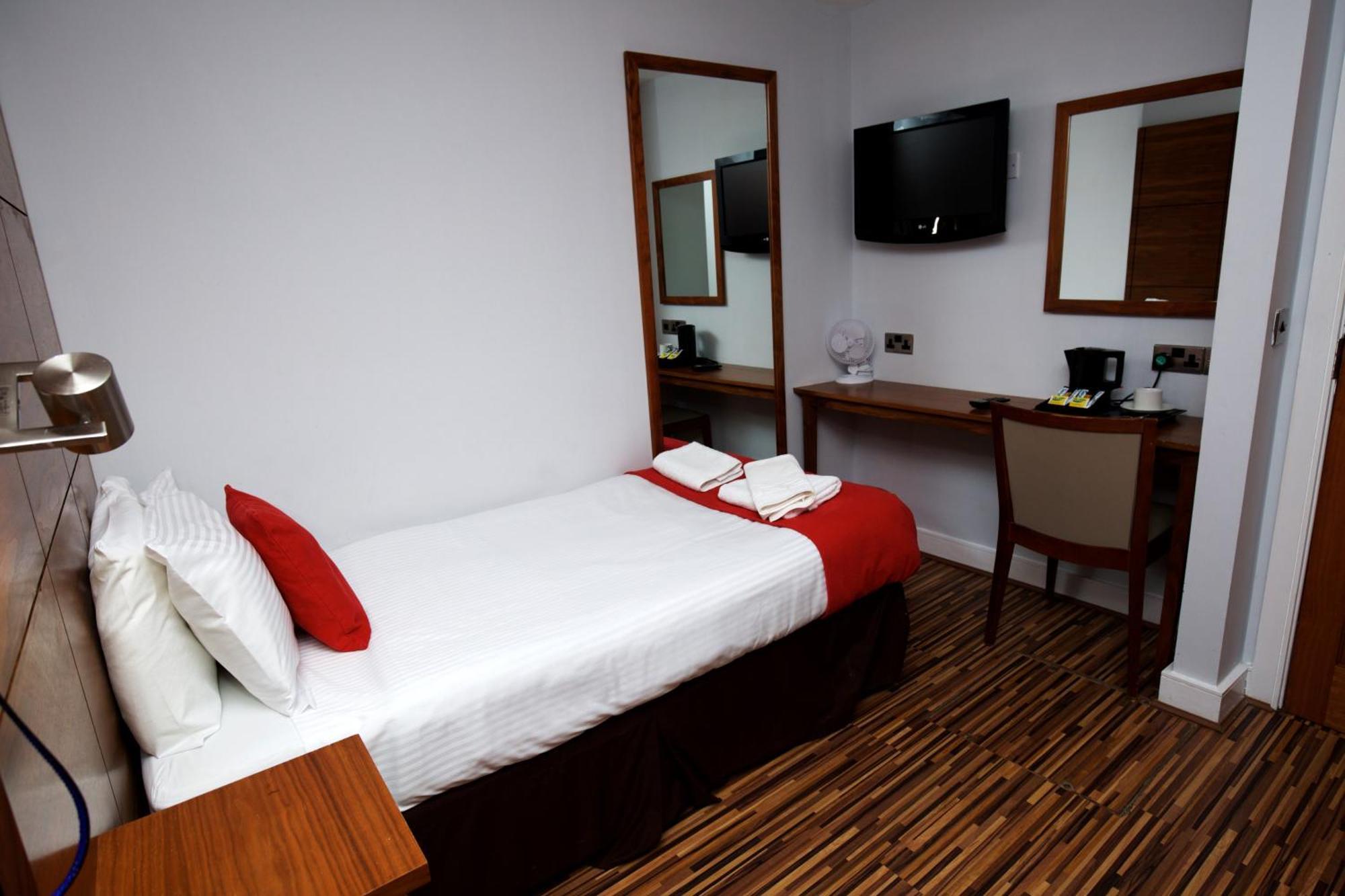 Single Room - No Window,701113225:JPEG