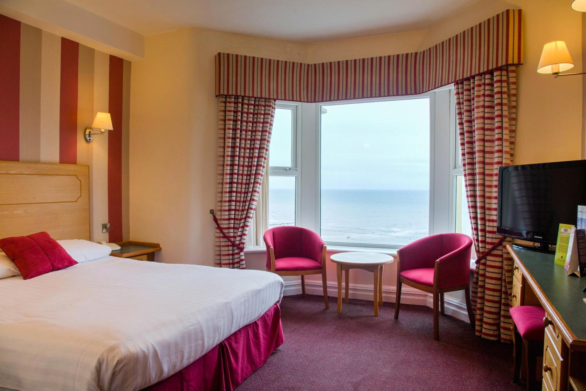Double Room with Bay View