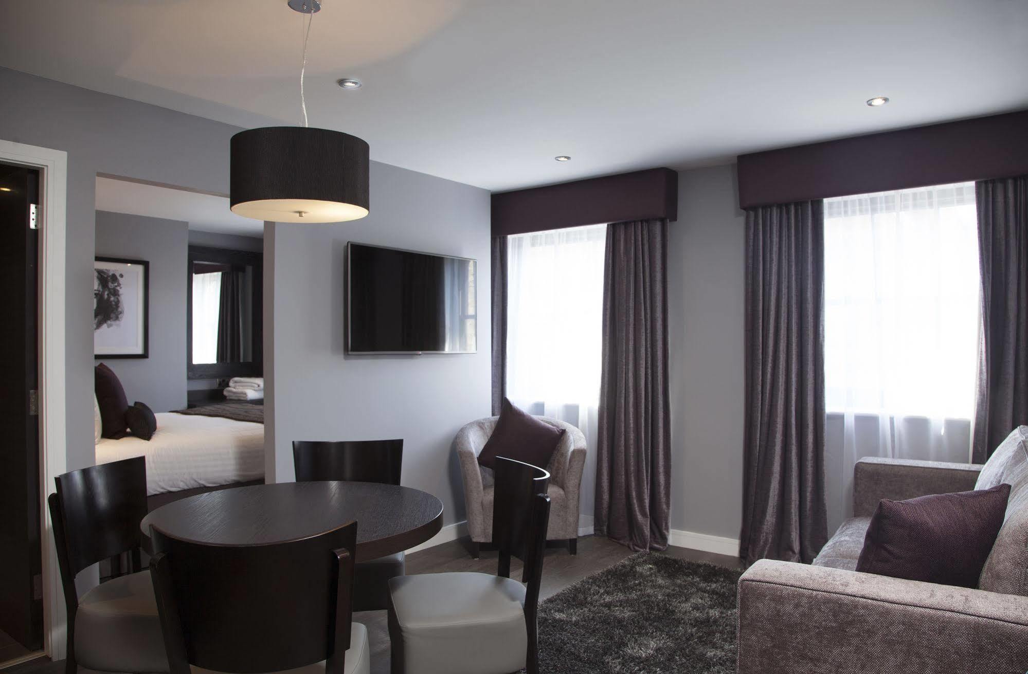 Studio Apartment,705252262:JPEG