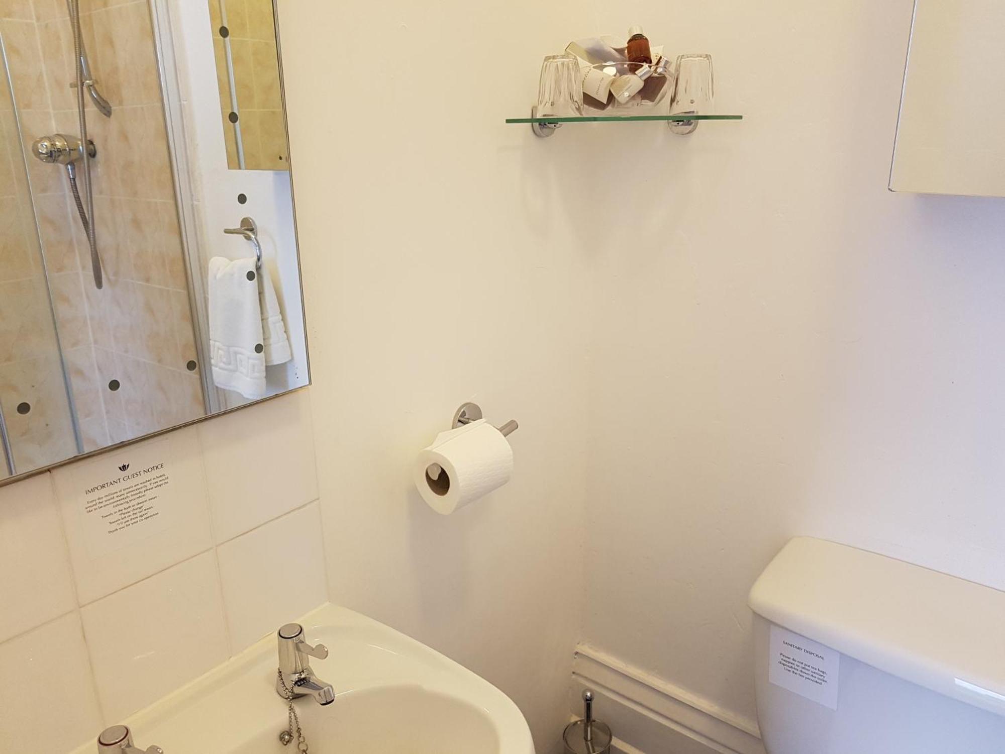 Single Room,708830407:JPEG