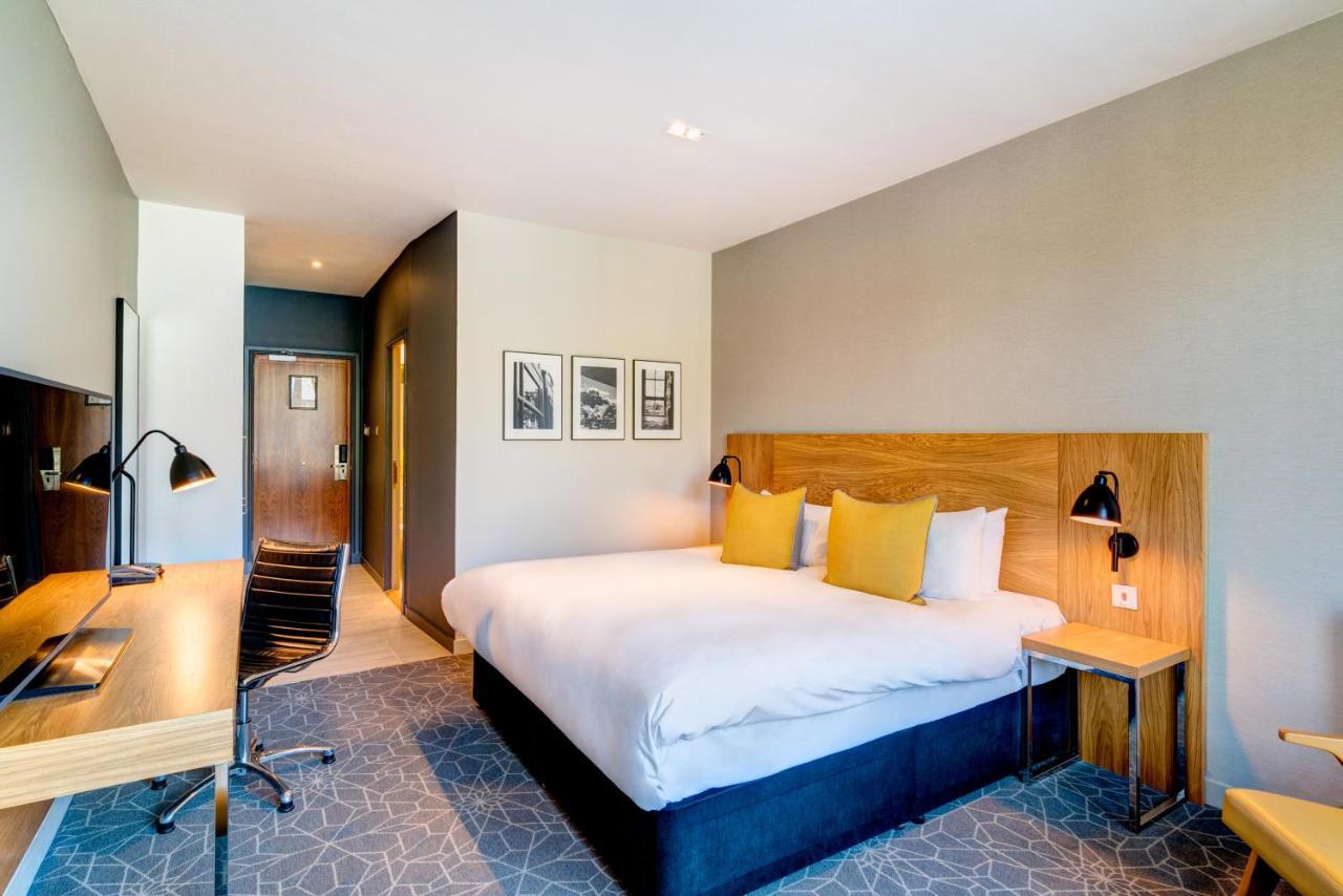 Castle View Deluxe Room with Balcony,719525770:JPEG