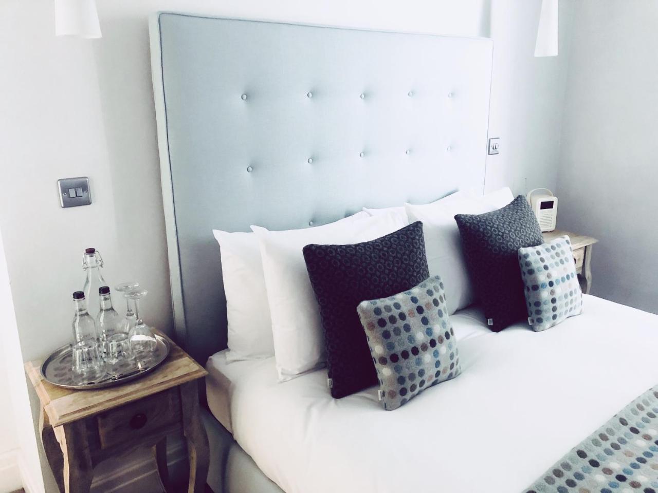 Superior King Room,725077183:JPEG