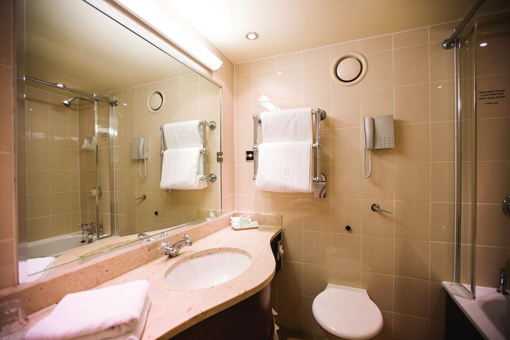 Twin Room,1070533123:JPEG