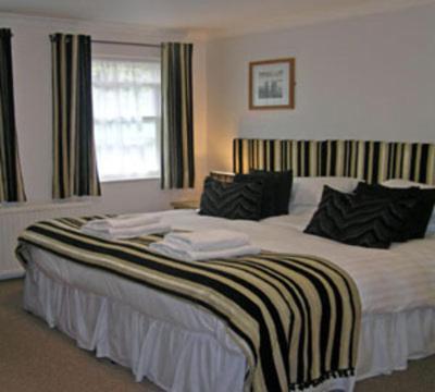 Deluxe Large Double Room,747952757:JPEG