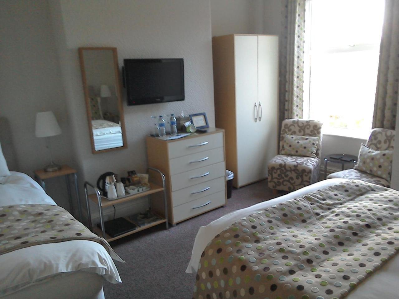 Double or Twin Room with Garden View