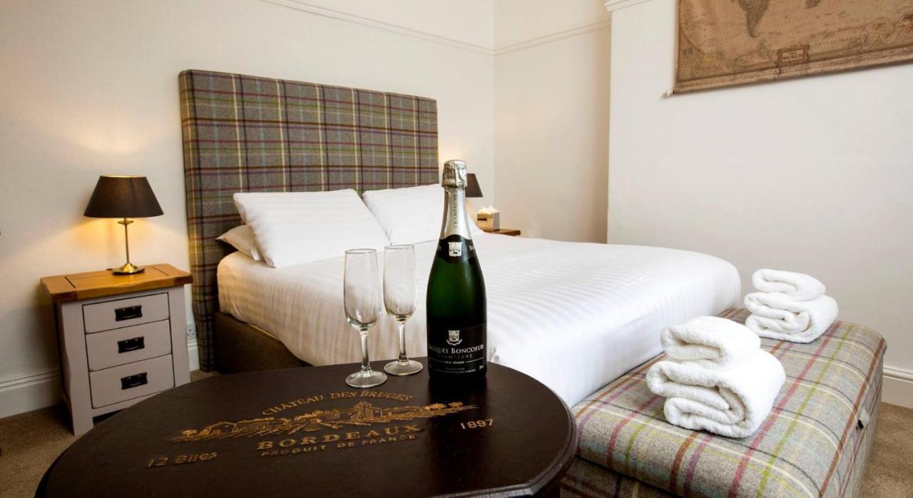 Double Room,1717056659:JPEG