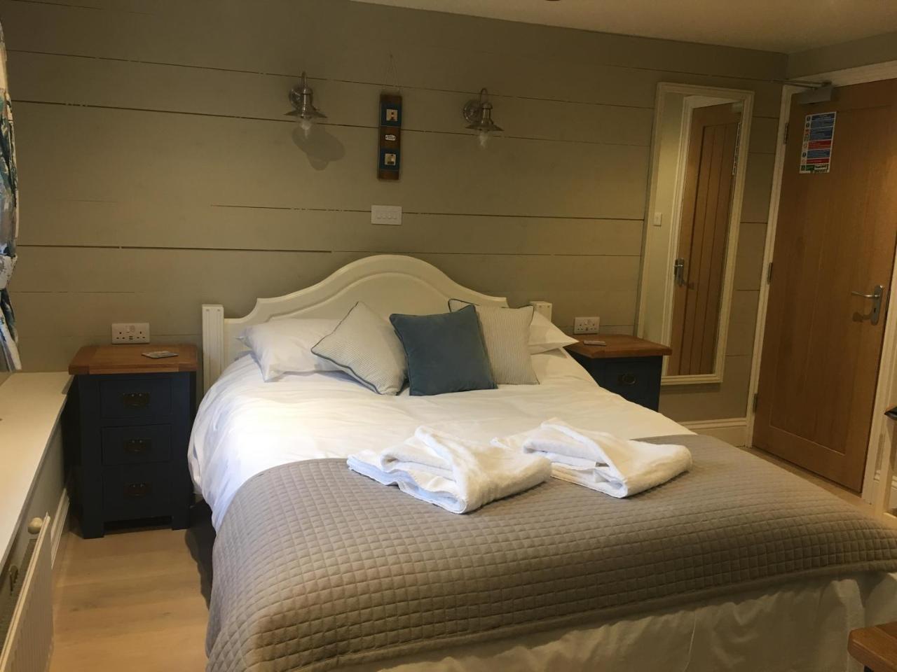 Classic King Room,746944367:JPEG