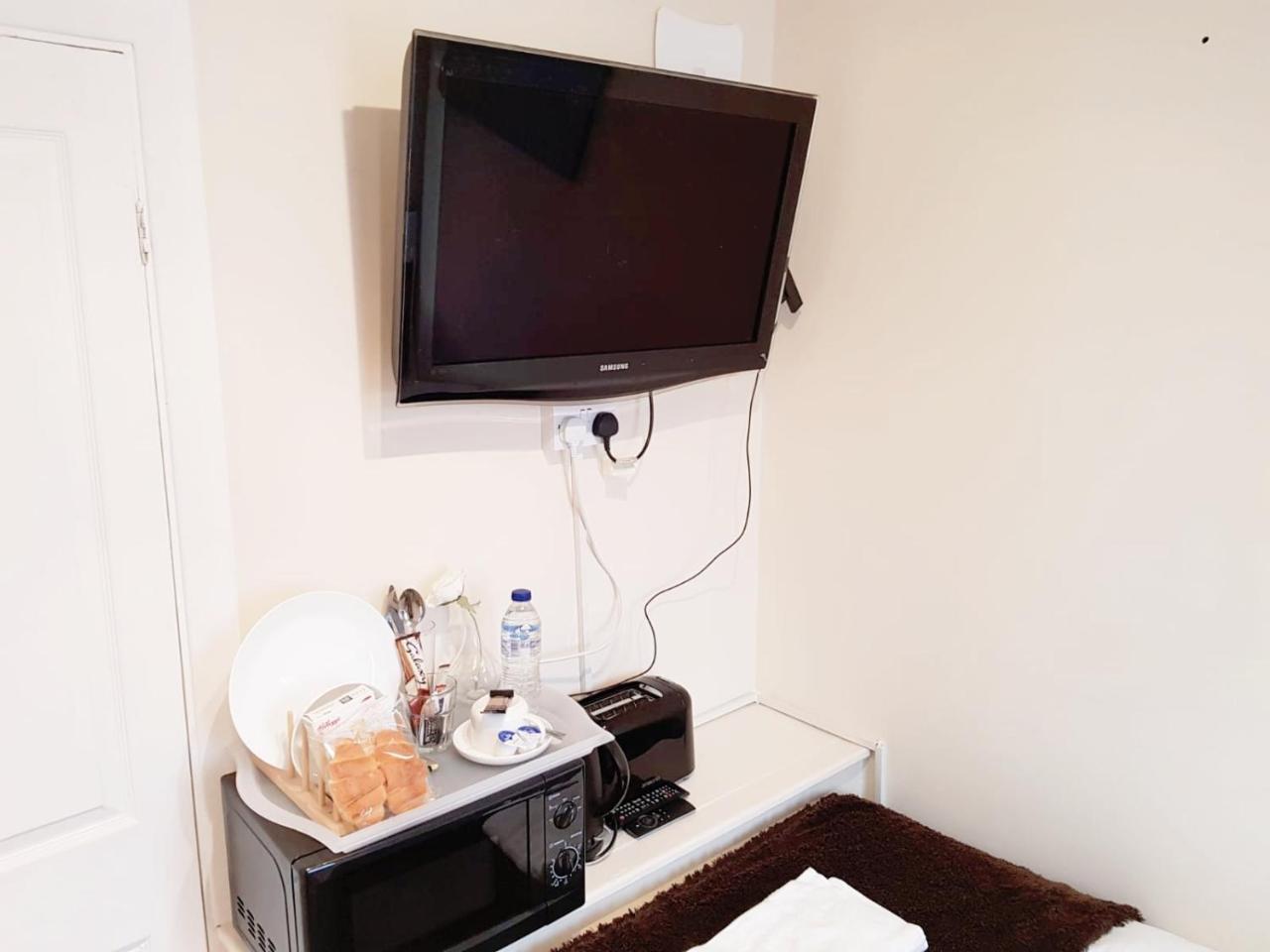 Budget Single Room,754230244:JPEG