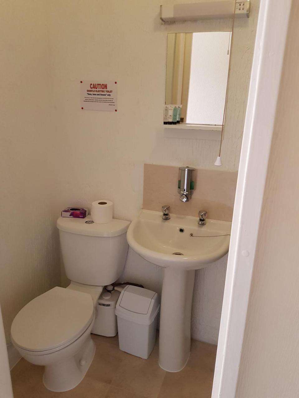 Economy Double Room,757975513:JPEG