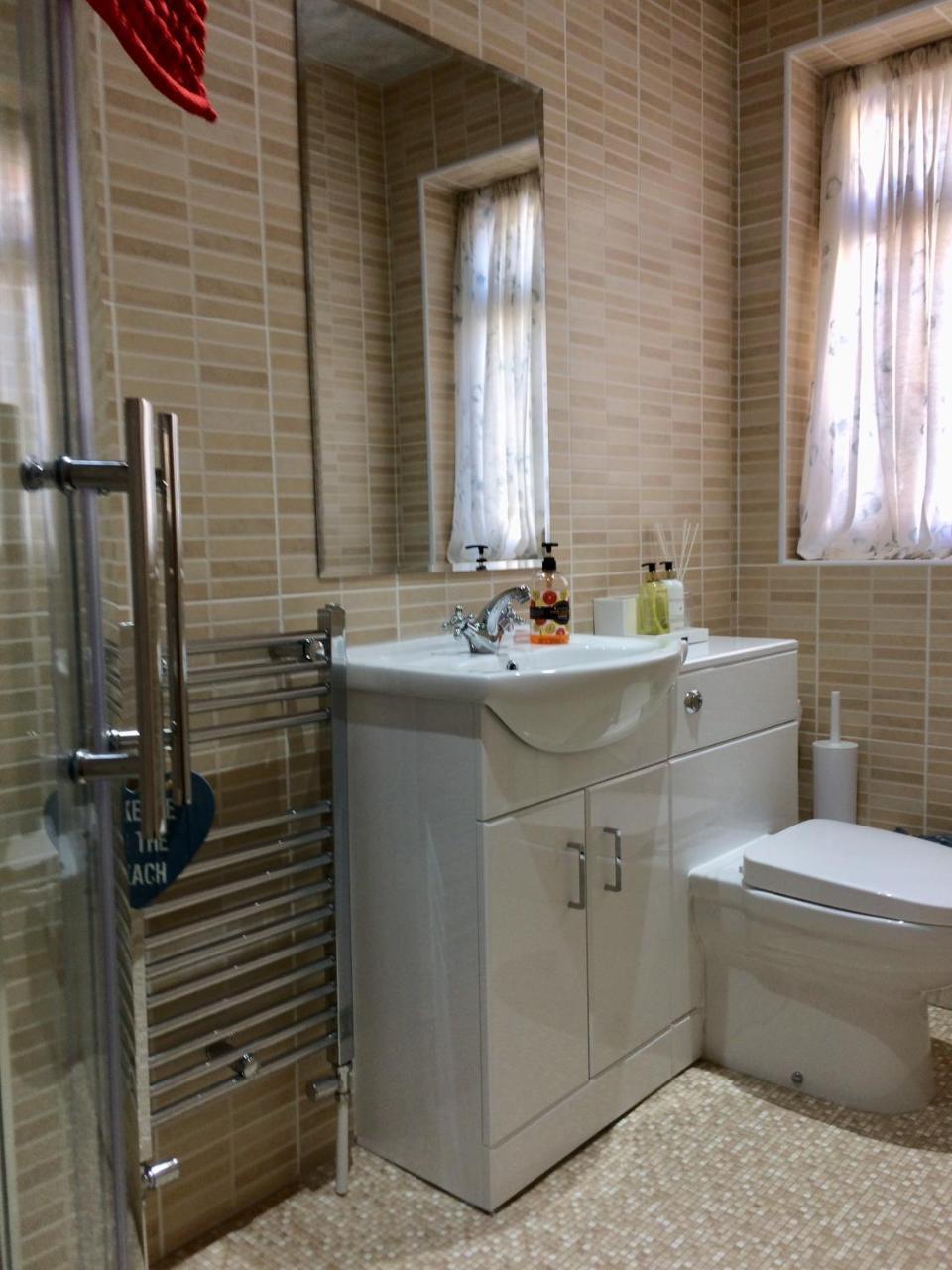 Double Room,765996334:JPEG