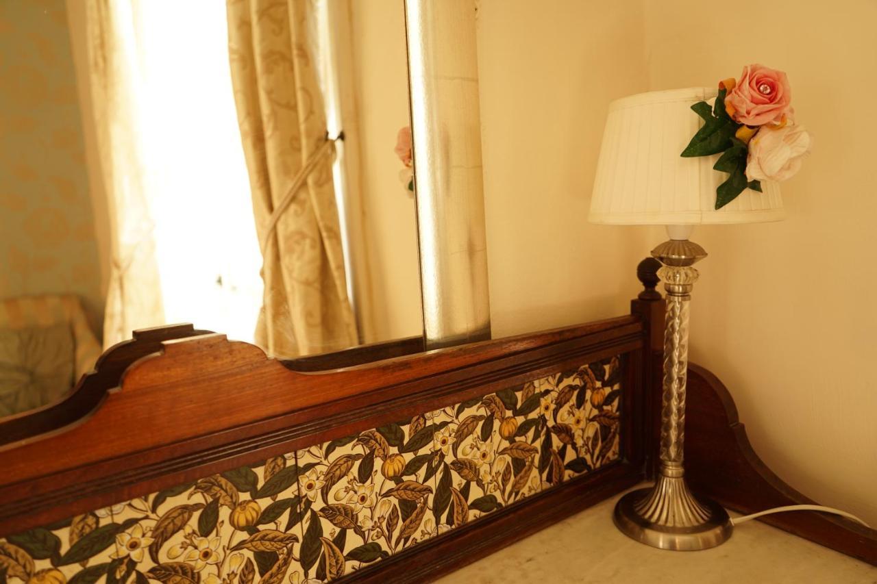 Double Room with Four Poster Bed and SeaView,769070353:JPEG