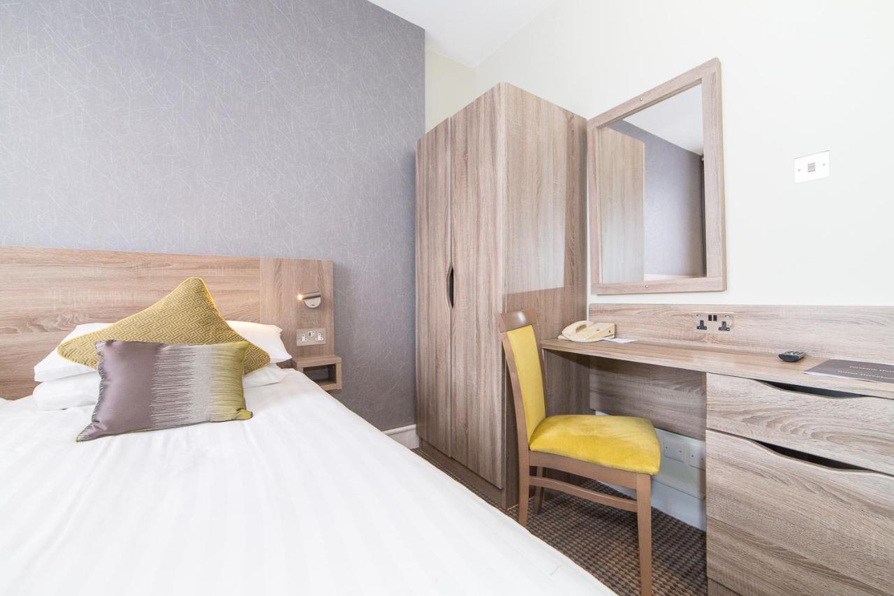 Quadruple Room,832411844:JPEG