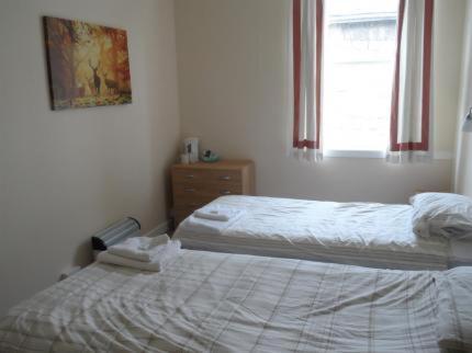 Standard Twin Room,1261845571:JPEG