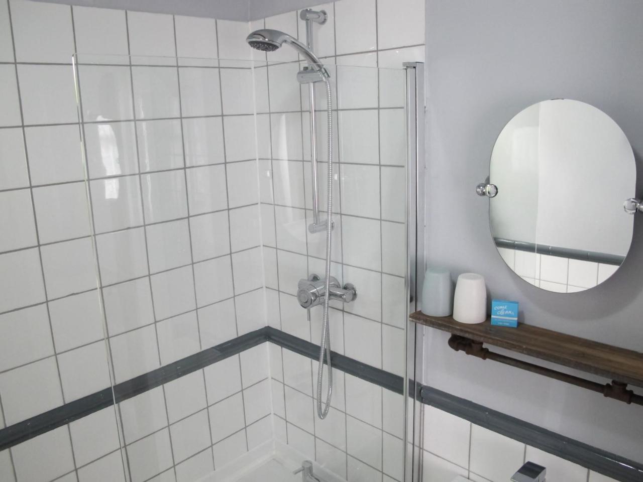 Double Room,776328418:JPEG