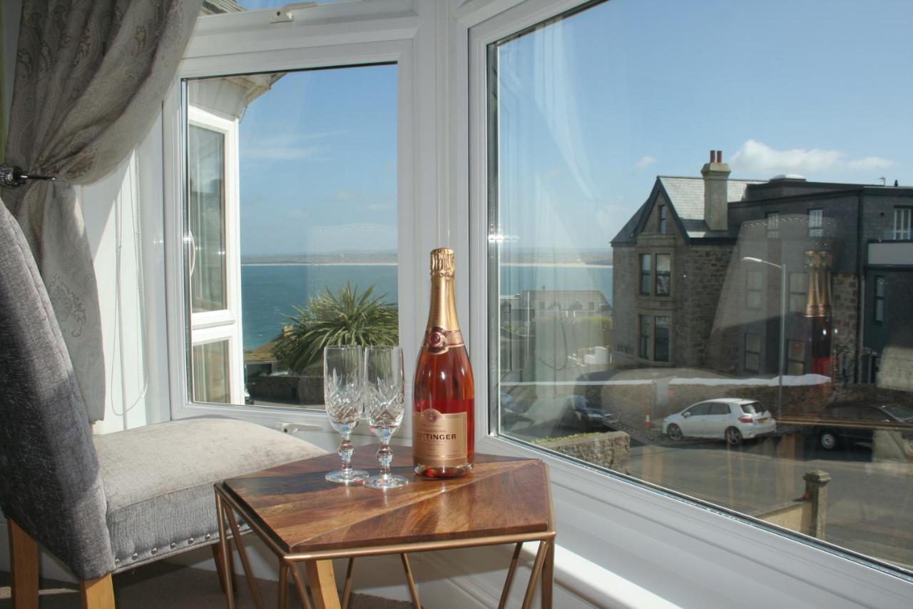 Double Room with Sea View,1580826617:JPEG