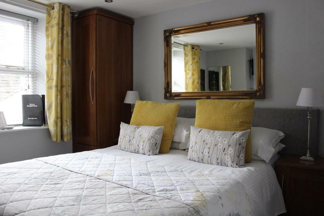 Large Double Room 1,778525989:JPEG