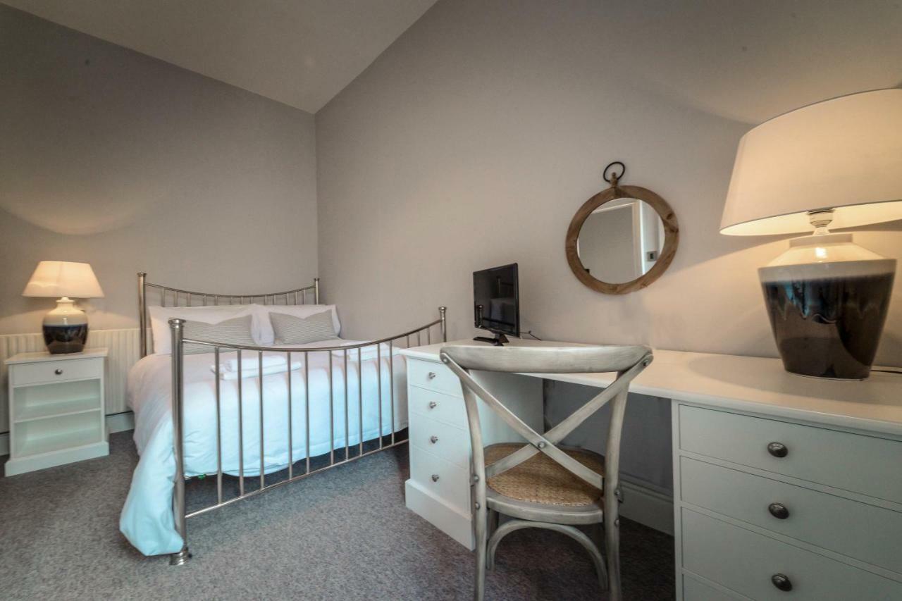 Double Room with Private Bathroom,779416581:JPEG