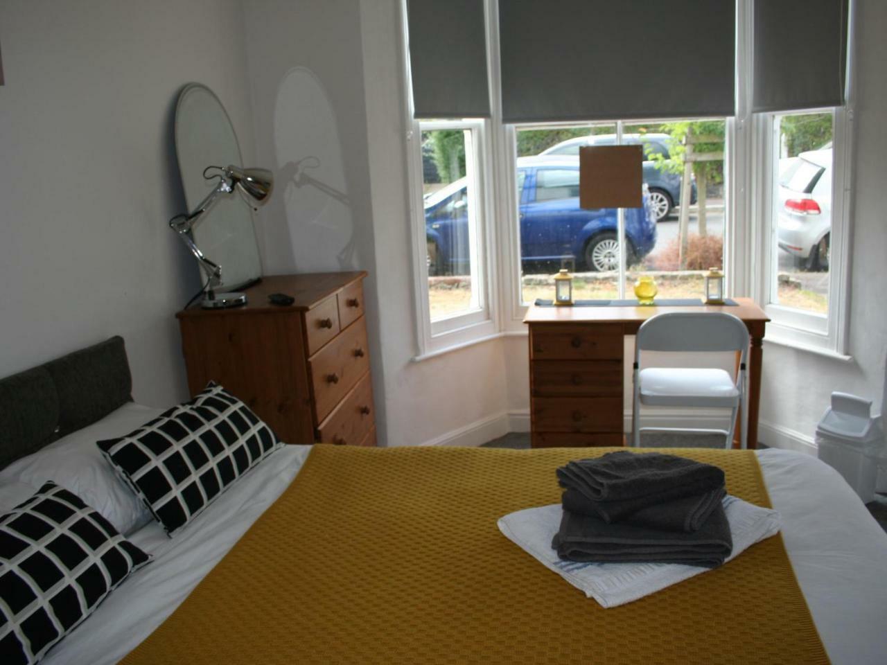 Double Room with Shared Bathroom,799088877:JPEG