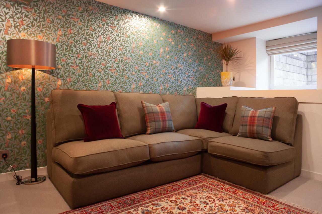 The House Suite