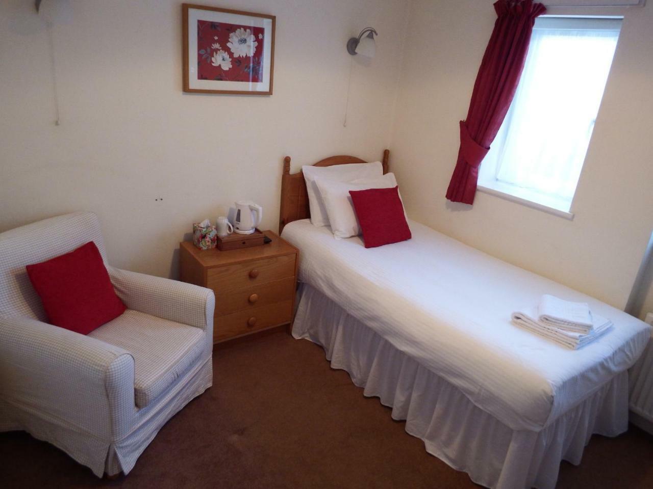 Single Room,778846803:JPEG