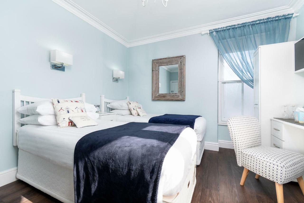 Superior Twin Room,784064004:JPEG