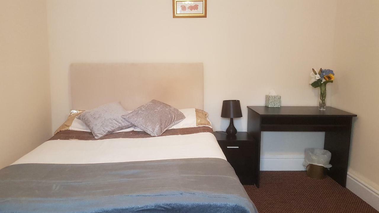 En Suite Double Room,789800466:JPEG