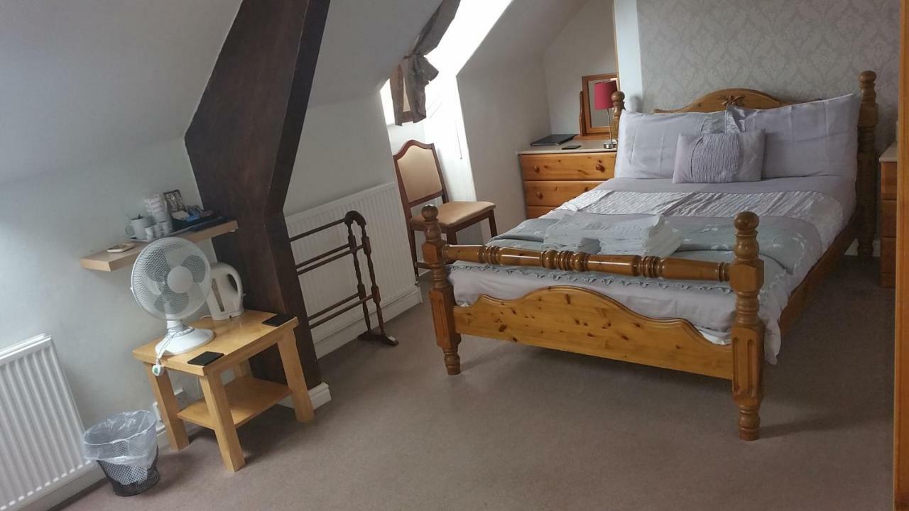 Large Double Room