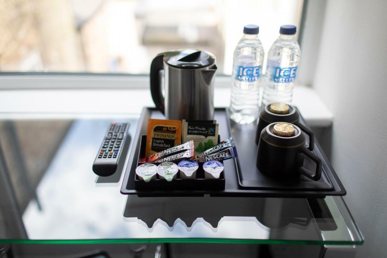 Double Room with Private Bathroom,803727369:JPEG