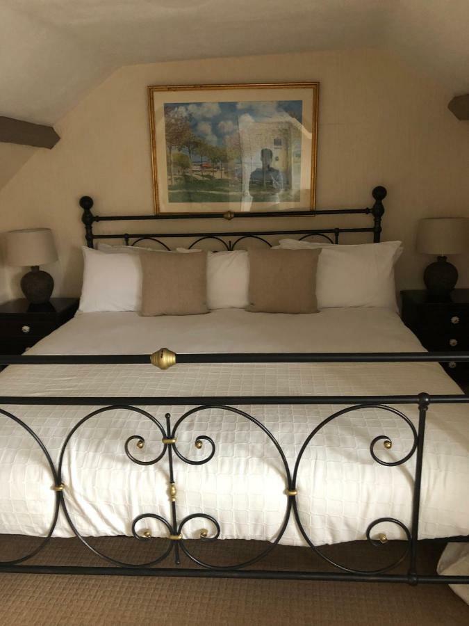 King Room,806066328:JPEG