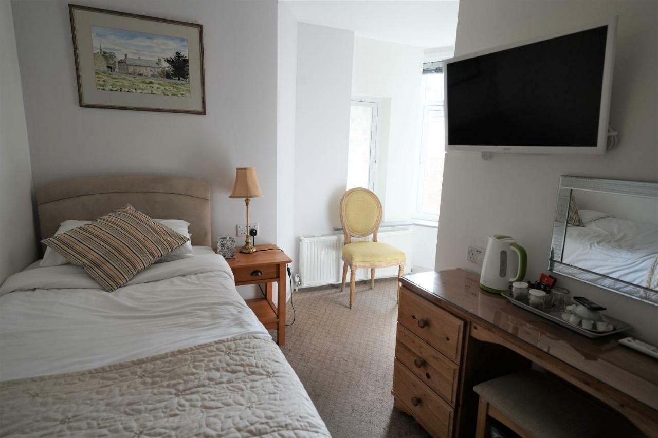 Single Room - Disability Access,846401849:JPEG