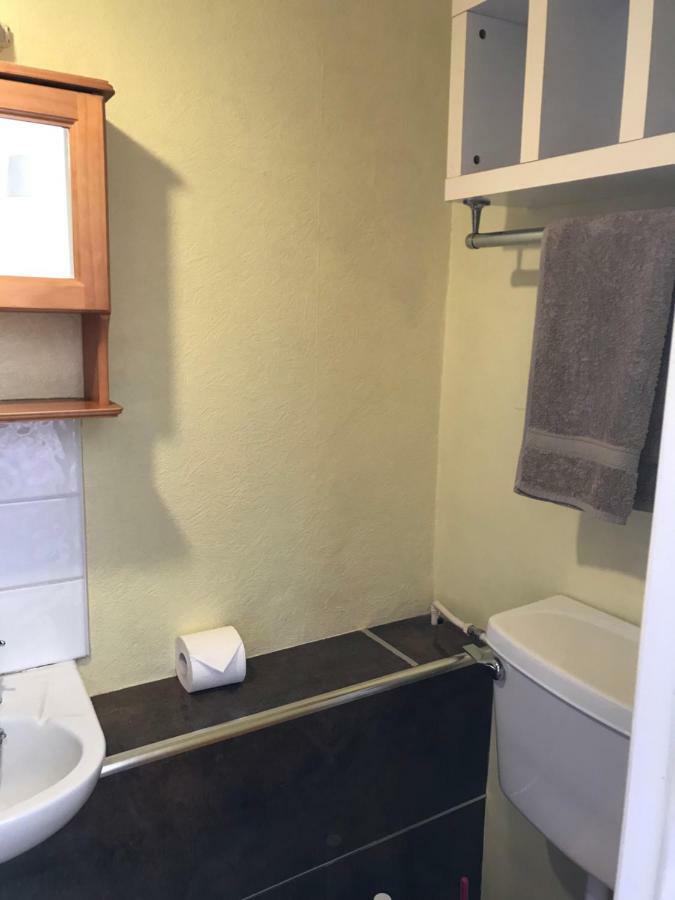 Double Room,811779213:JPEG