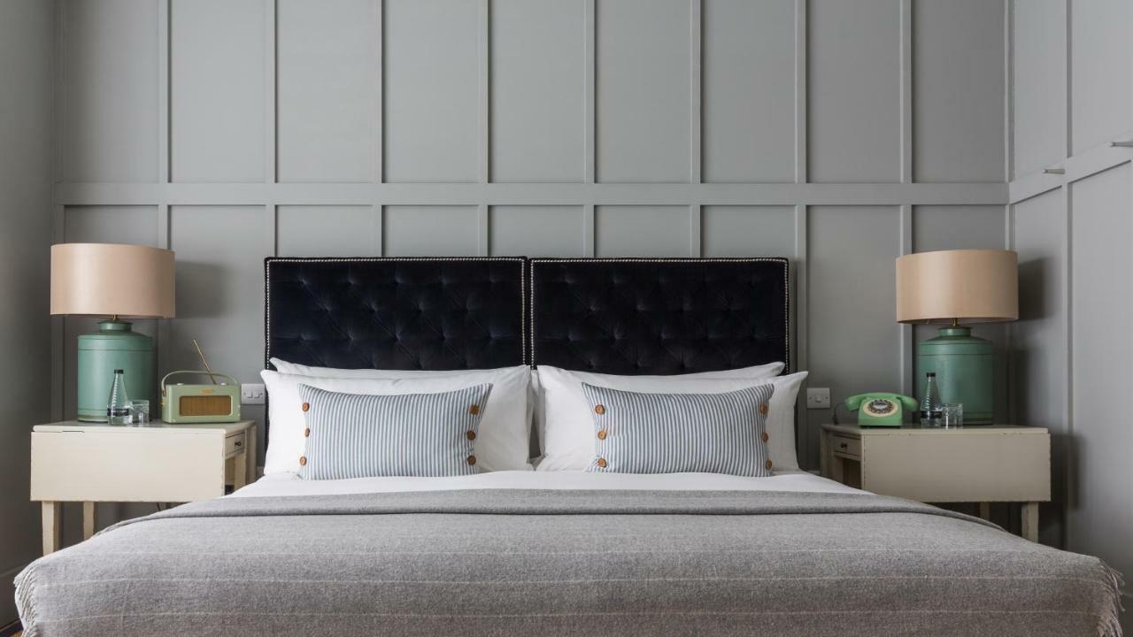 Superior Double or Twin Room with Park View Shower Only,1022593894:JPEG