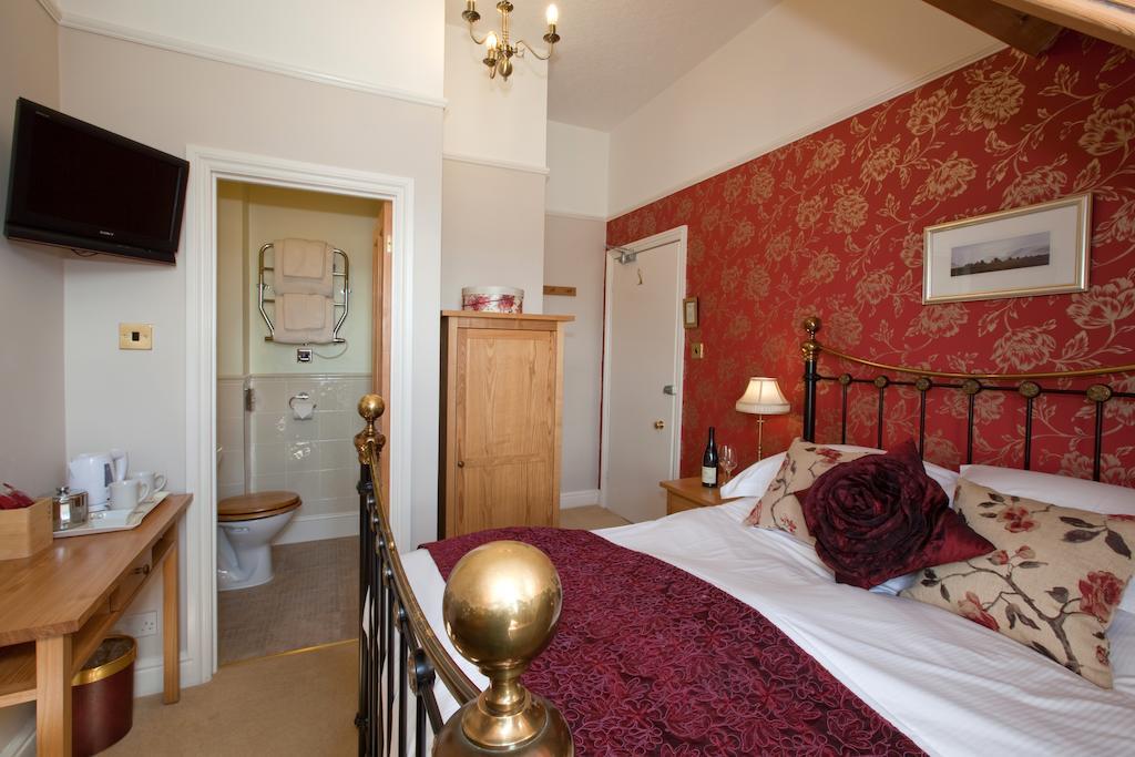 Double Room with Shower,81511392:JPEG