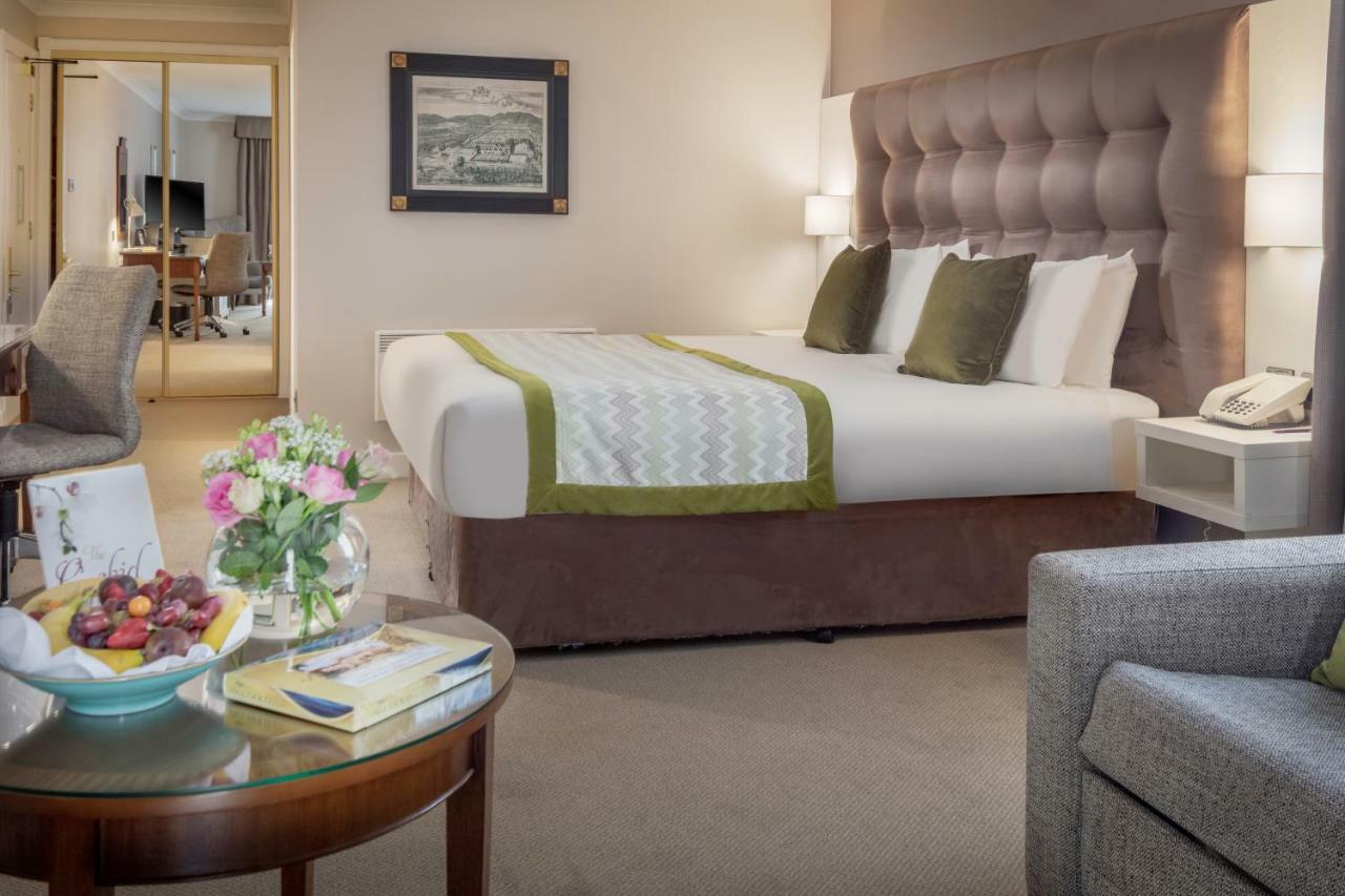 Superior Room with Sofa Bed