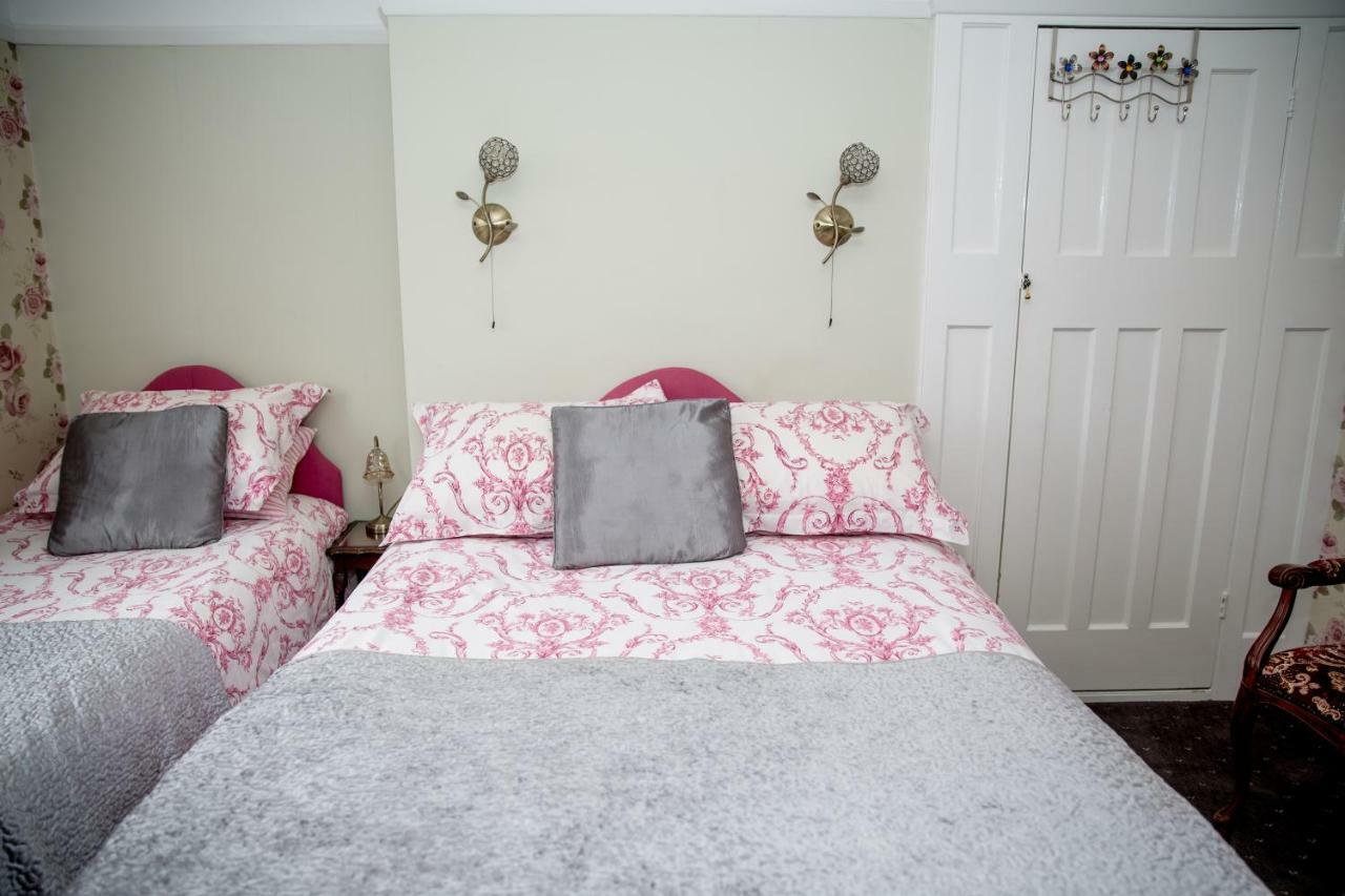 Triple Room with Private Bathroom,829231298:JPEG