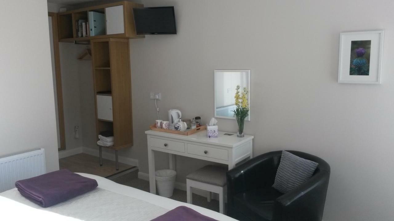 Double or Twin Room with Shower,850766537:JPEG