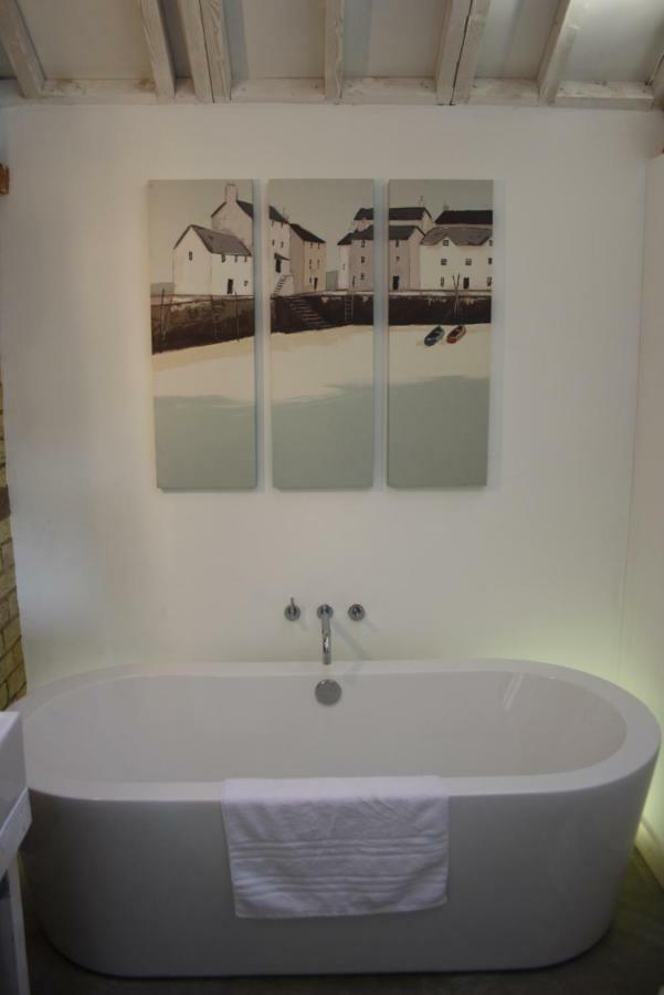 Deluxe King Studio,850894631:JPEG